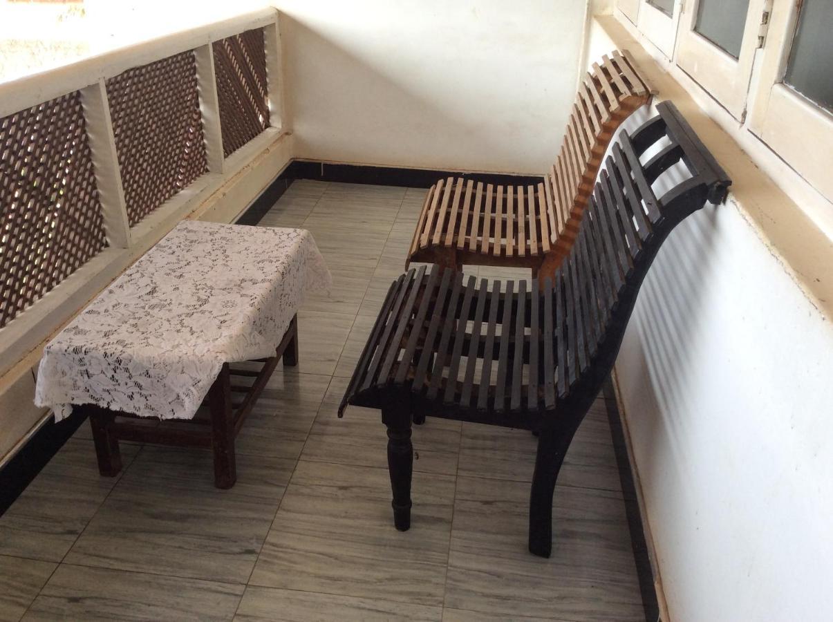 New Rest House Sea View Hotel Негомбо Экстерьер фото